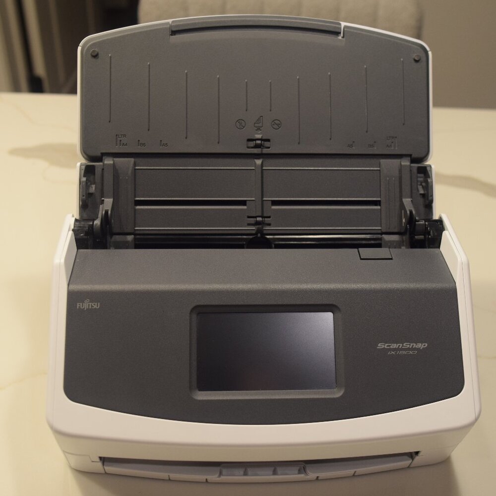 Fujitsu ScanSnap iX1500 Document Scanner -White/Gray (PA03770-B005)